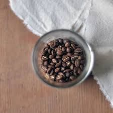 How To Make Coffee Light Roast Vs Dark Roast Turntable Kitchen