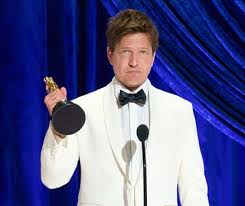 Thomas vinterberg, danish filmmaker, struggled to get through his devastating speech at oscars 2021 as he paid a very moving tribute to his late daughter ida who was killed by a driver who. Qgc4fqre9smiym