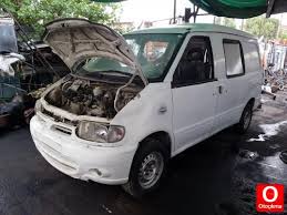 Parca Parca Satilik Nissan Vanetta Turkiyenin Oto Cikma Merkezi Otocikma Com Da Nissan Otomobil