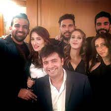 Check spelling or type a new query. Chak De India Girl Sagarika Ghatge Dating Zaheer Khan Photos Filmibeat