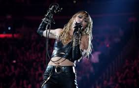 Miley Cyrus Frustrated That Fans Unable To Get Physical Copies Of Plastic Hearts