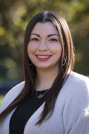 Shari Blank's Instagram, Twitter & Facebook