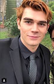 Pin By Hanna On Kj Apa Celebrities Male Apa Actors