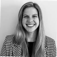 Melissa Hipp's Instagram, Twitter & Facebook