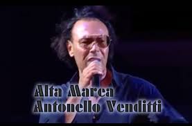 Sigarette mai spente sulla radio che parla io che guido seguendo le luci dell'alba. Orchestre Italiane Alta Marea Antonello Venditti Facebook