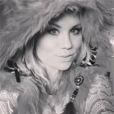 Katy Dickson (@DicksonKaty)