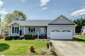 Search new homes for sale in fountain inn, south carolina from ryan. For Sale 7 Fortson Way Fountain Inn Sc 29644 3 Beds 2 Full Baths 167 900