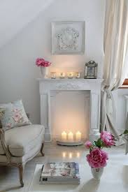 Deko Kamin Romantische Stimmung Mit Kerzen Und Laternen Shabby Chic Dekor Schabby Schick Romantisch Wohnen