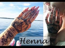 The berber marriage that include a henna tattoo and in the center of it there is the name of the groom. Henna Tattoo Tutorial Youtube