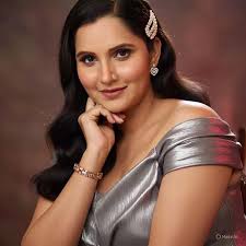 Private Rikihana Carkeek.. II and X view.