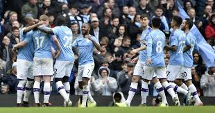 Фоден наносит удар с отскоком от газона. Apl 2019 20 Manchester Siti Aston Villa Komanda Hosepa Gvardioli Bez Zinchenka Vpevneno Rozibralasya Z Supernikom Video Sport Tch Ua