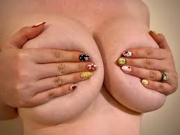 lara.diabla twitter upskirt flash city roof