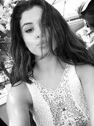 Celebs Panosundaki Pin