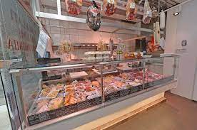 Pin Di Cavigar Arredamento Locali Pub Su Macelleria Manzoli Bologna Caffetterie Scaffalature Espositori