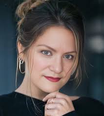 Did anyone notice a specific detail in the Black Dagger Brotherhood series?