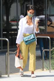 Check spelling or type a new query. How To Style A White Button Up Shirt In 2021 According To 5 Stylish Celebrities Vogue