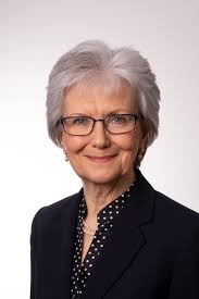 Hannah Schell receives Leadership Award from CCIL