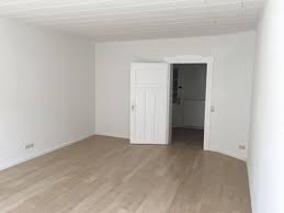 Die mieter wohnen bereits seit 20 jahren in der wohnung. 4 Zimmer Wohnung Zu Vermieten Clara Zetkin Str 109 99099 Erfurt Daberstedt Mapio Net