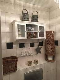 pin op toilet