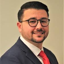 5 candidates compete for 4 seats