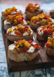 Bruschetta Aux Poivrons Grilles Chevre Prosciutto Recette Trois Fois Par Jour Recipes Food Appetizer Recipes