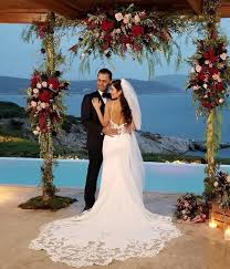 Badgley Mischka Blake Wedding Dress Used Size 8 1 800 Wedding Dresses Used Wedding Dresses Meghan Markle Wedding Dress