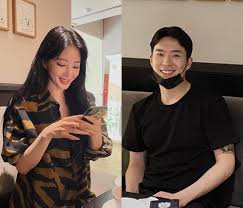 Ia juga akan menjadi pemeran utama dari. Han Ye Seul His 10 Year Old Friend Ryu Seong Jae A Former Theater Actor For The Maeil Economic Daily