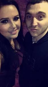 Ella Reeves (@ellareevesx)