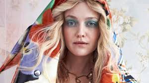 Session 10 Kerry Hallihan Lovelydakota Kerry Hallihan 2018 003 Lovely Dakota Image Archive Dakota Fanning Makeup Secret Hair Wrap