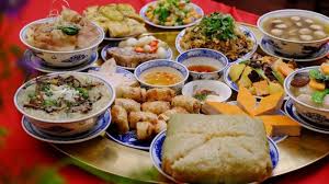 Nếu ngày 23 tháng chạp tiễn ông công ông táo, tiễn thần tới đúng thời điểm giao thừa, người dân thắp đèn, hương. Eftilcrfb3scam