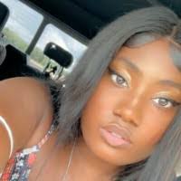 Ariel Matthews's Instagram, Twitter & Facebook