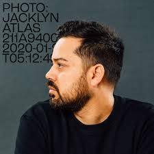 Western Alumni Magazine — r/grainger studio