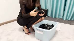 Stunning babe in sheer silk porn video - xHamster