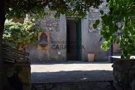 Consulta gli annunci di eurekasa.it eurekasa ti permette di cercare tra decine di migliaia di annunci immobiliari di case e appartamenti, immobili residenziali e commerciali in affitto e in vendita. Vico Equense Montechiaro Porzione Di Caseggiato Con Terreno In Posizione Panoramica