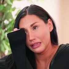 Monica Darnell's Instagram, Twitter & Facebook