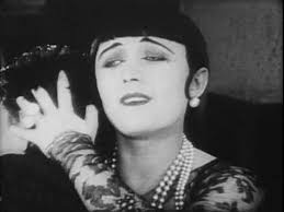 A Woman of the World (1925; US; Malcolm St Clair)