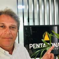 20+ perfis com “Omar Araujo”