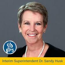 Robyn Griffiths's Instagram, Twitter & Facebook