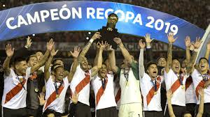 The recopa sudamericana trophy is retained by conmebol at all times. Todos Los Clubes Campeones De La Recopa Sudamericana Goal Com