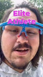 Molly Lay's Instagram, Twitter & Facebook