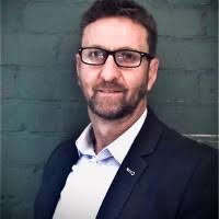 2500+ "Derick ..." profiles