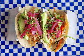 Brock reviews tampa's famous alaskan tacos while trying his hand at a gator taco. Taco Tuesday How To Build A Florida Fish Taco