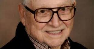 Damon Wyatt's Instagram, Twitter & Facebook