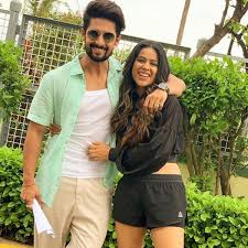 Daughter roshni, on the other hand, has a rebellious streak. Jamai Raja 2 0 Ravi Dubey And Nia Sharma Begin Shoot For The Show Bollywood News Gossip Movie Reviews Trailers Videos At Bollywoodlife Com