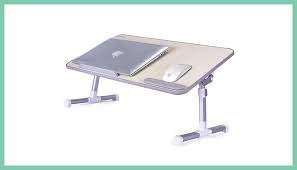 Da ihr einen teil dieses laptoptisches anpassen/neigen könnt, könnt ihr den bildschirm eures laptops auf die gewünschte höhe einstellen. Der Laptoptisch Eine Perfekte Alltagslosung Fur Alle Sofaliebhaber