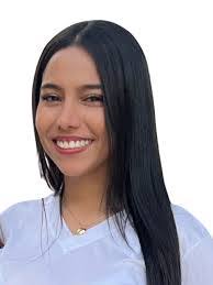 Elizabeth Garzon's Instagram, Twitter & Facebook