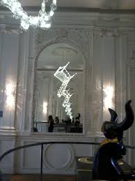 Design Chaise En Cristal De Baccarat Installation Expo Legall Muset Mandet Riom France Inspiration Deco Deco