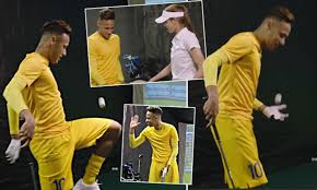 Neymar tries his hand at golf as he waits to represent Brazil at Rio  Olympics 2016 | Daily Mail Online