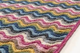 Discover free knitting patterns for socks, accessories, toys, hats, mittens, home décor and more. Free Knitting Pattern Forest Aran Ripple Blanket King Cole