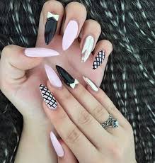 We've talked a whole lot about building, designing, creating, and embellishing acrylic nails, but anyone who has ever worn. Ultimate Picture Guide Over 80 Images And Tutorials On Acrylic Nails
